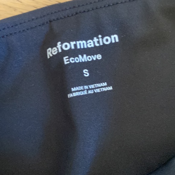 NWOT Reformation eco moves bike short - Picture 6 of 6
